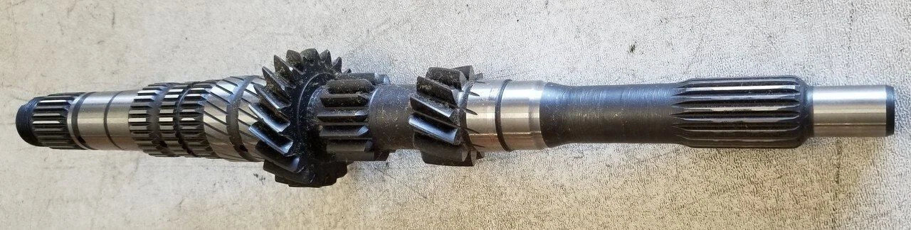 Gear Input Shaft Assembly for Ford Escort (F0CZ-7017-A)