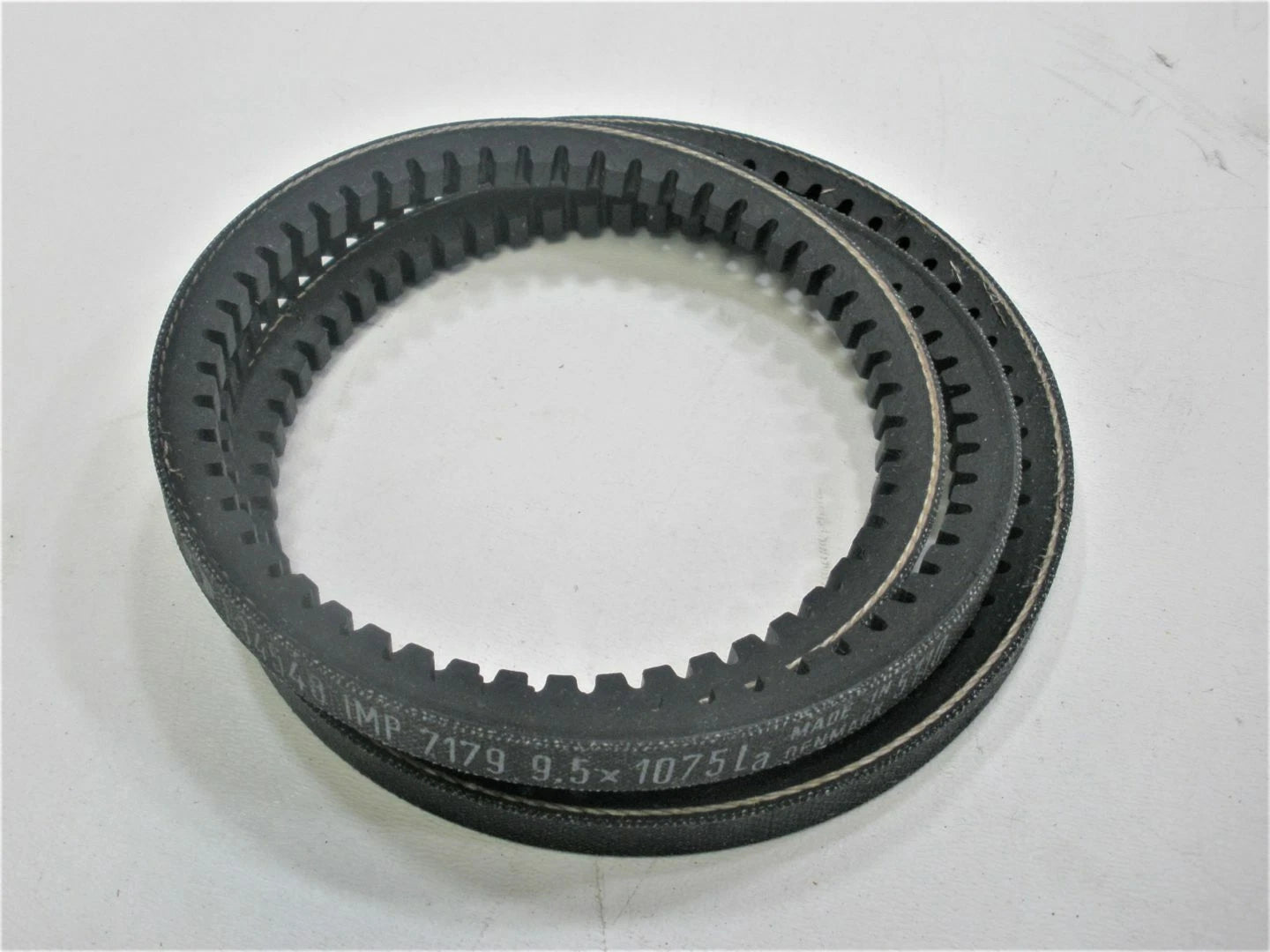 V-Belt for Volvo Penta 966694 (OEM Marine Boat Engine)