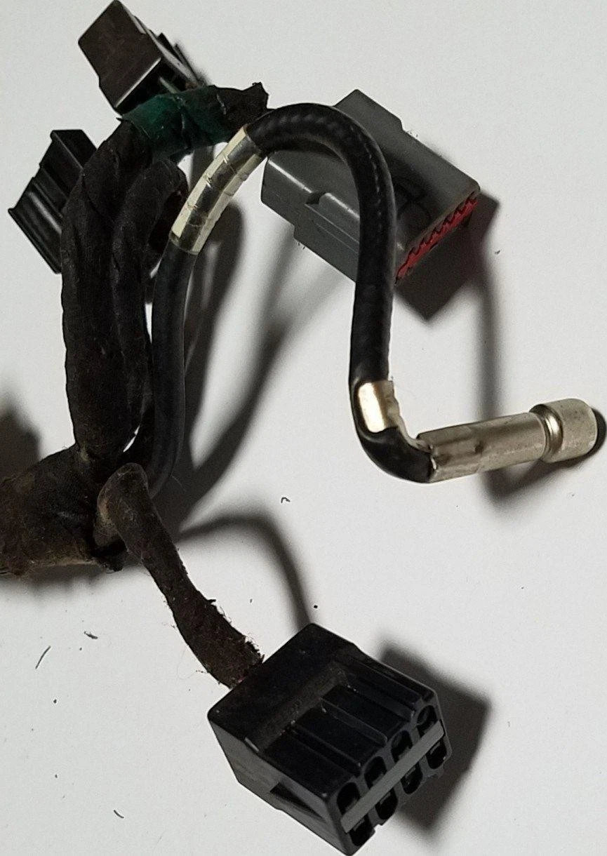 Radio Harness for Lincoln Mark VIII (1997–1998) OEM CD Player Compatible