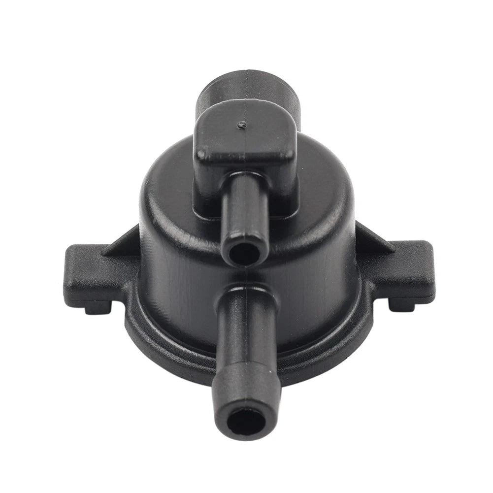 Fuel Pump Pressure Regulator Housing for Harley Softail Fat Boy (2001–2017)