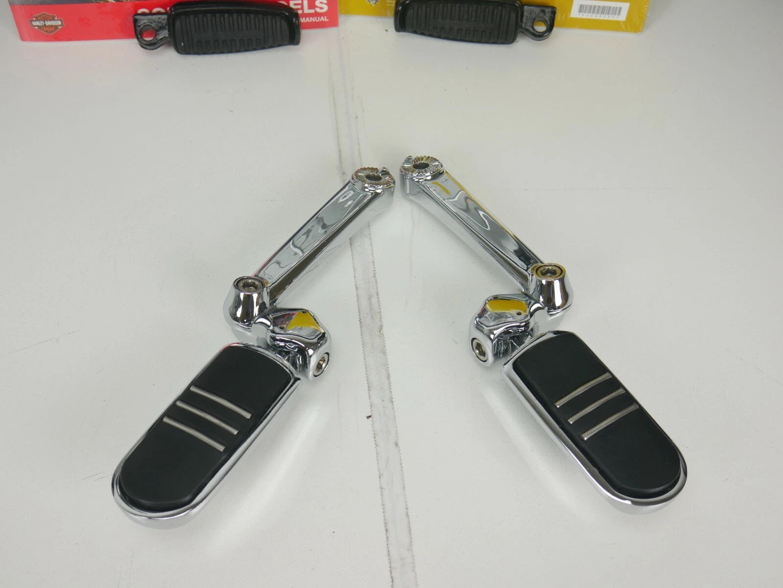 Adjustable Engine Guard Crash Bar for Harley 88-23