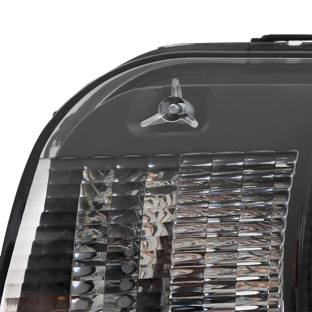Set of 2 Halogen Headlight Assembly for Chevy Camaro (2010–2013)