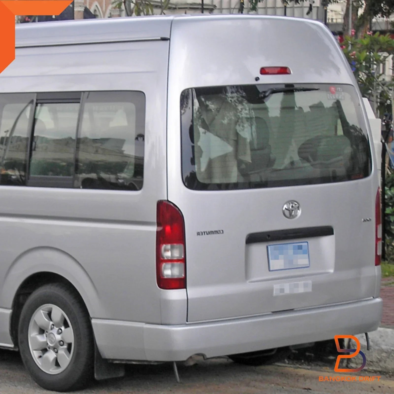 LH RH Rear Tail Light Lamps for Toyota Hiace Commuter H200 (2005-2014)