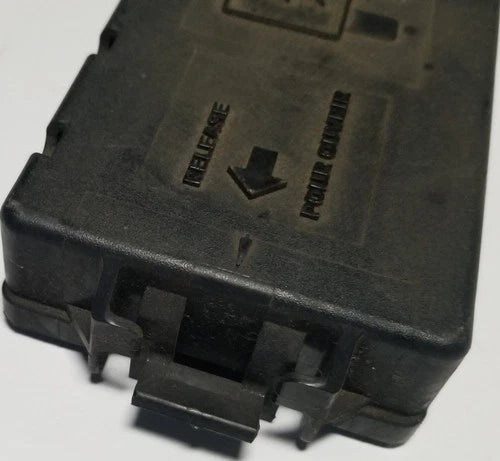 Fuse Relay Box Lid Cover for Ford Taurus Sable (2000–2007) YF1T14A003A