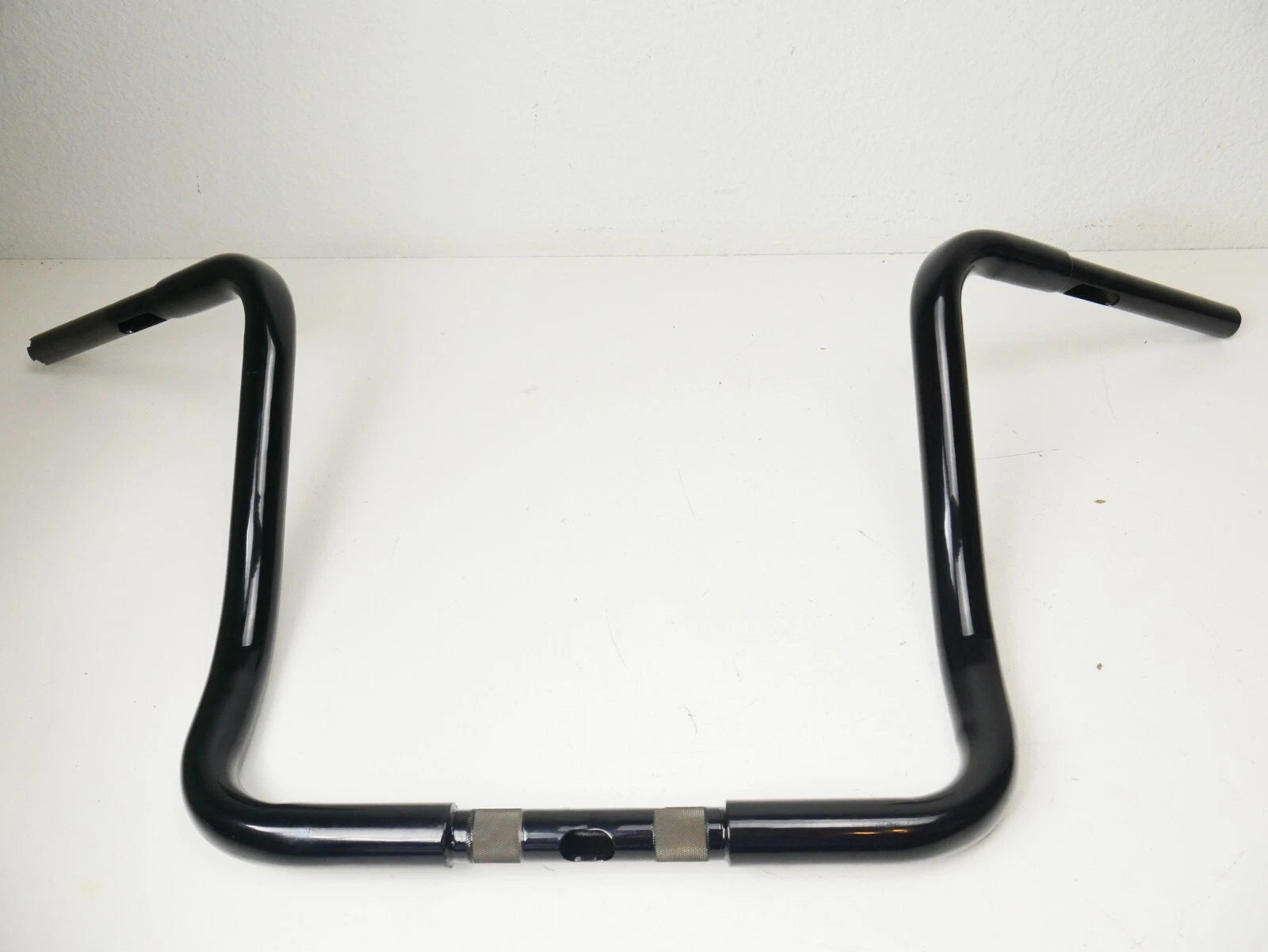 1-1/4" 14" Ape Hanger Handlebar for Harley Touring (1996–2018) - Gloss Black