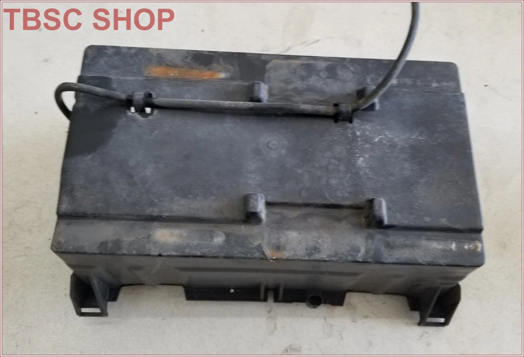 Set of 4 Battery Enclosure Clips for Jaguar X-Type (2002–2008)