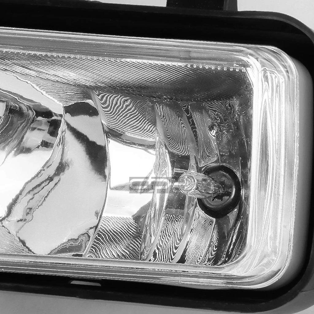 Pair of OE Clear Lens Bumper Fog Lights for Yukon XL (2015–2018)