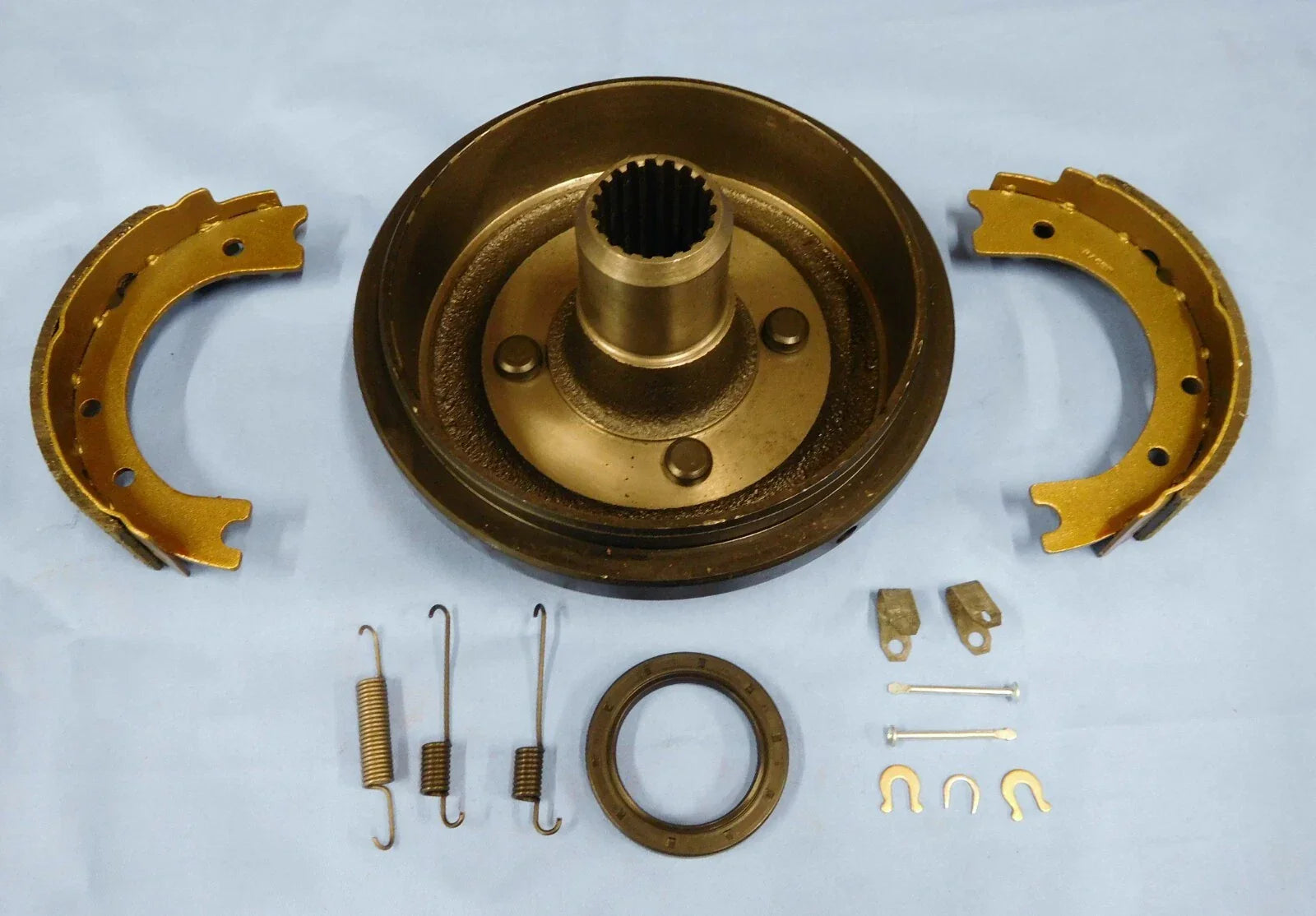 Hand Brake Drum & Shoes Set for Land Cruiser FJ (1980-1984)
