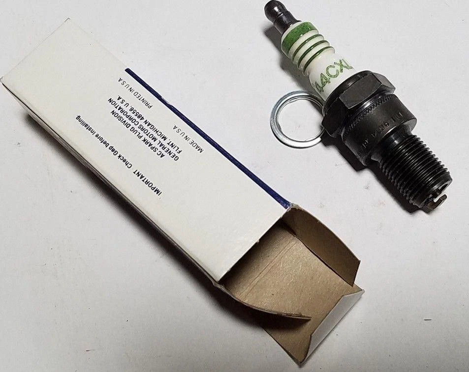 R44CXL Spark Plug for GM Marine Engine (AC Delco)
