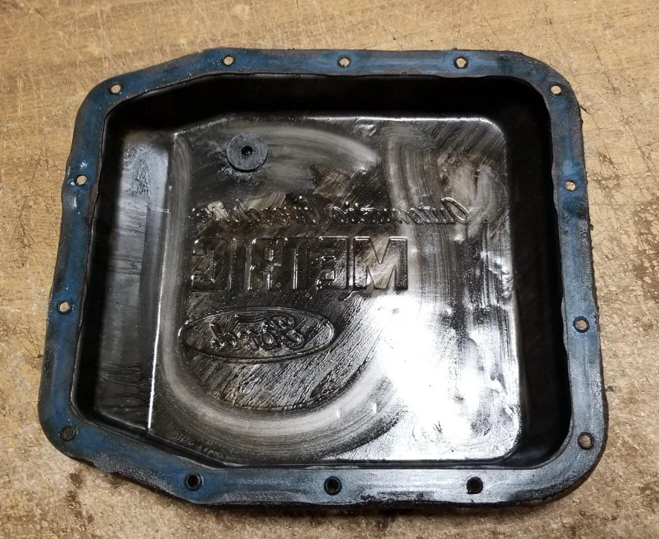 AOD Auto Transmission Pan for Thunderbird Cougar (1989–1993)