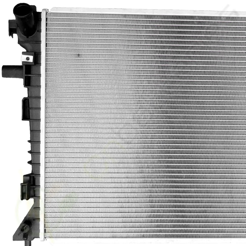 Aluminum Radiator for Ford Crown Victoria Lincoln Town Car (2006–2011)