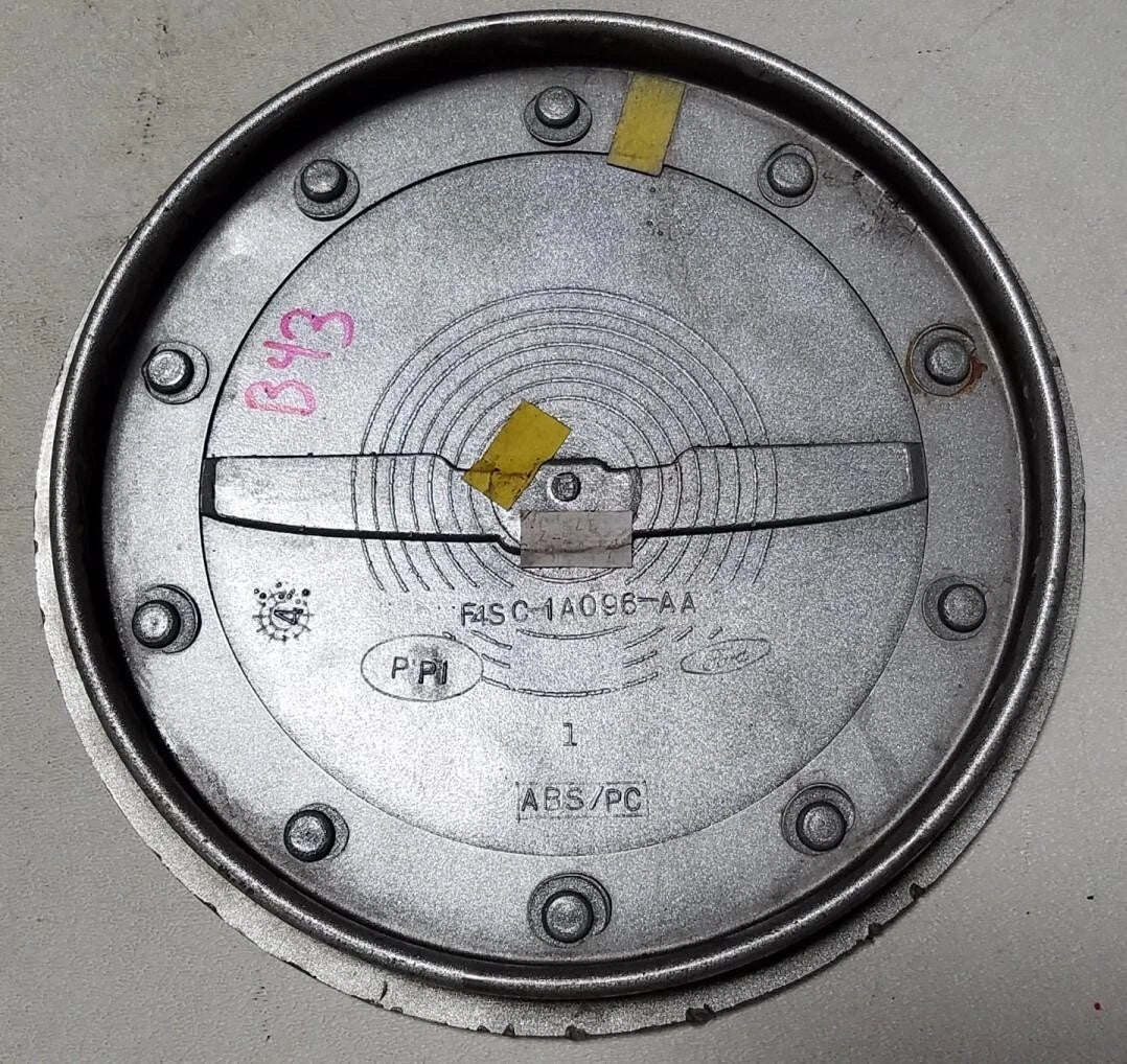 Wheel Cap Insert for Ford Thunderbird SC (1993–1997)