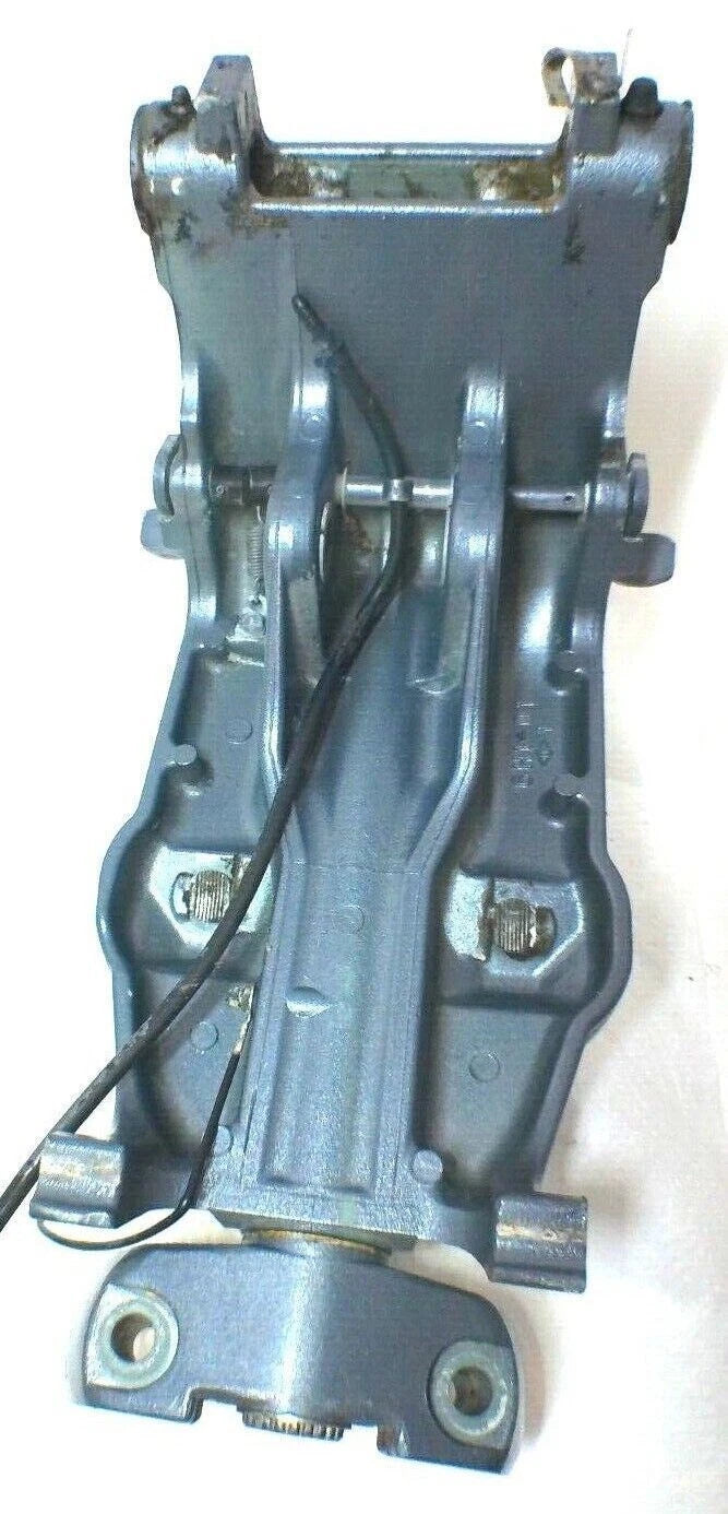 Swivel Bracket for Yamaha 60-90hp (2004–2009) 6H1-43311-02-4D