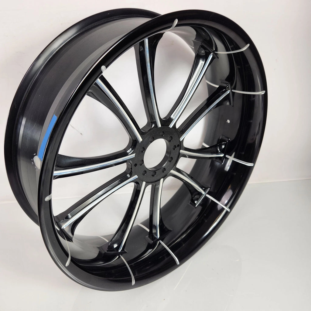 18x5.5 Rear Wheel for Harley Touring (2009–2024) RC Components Maverick Eclipse