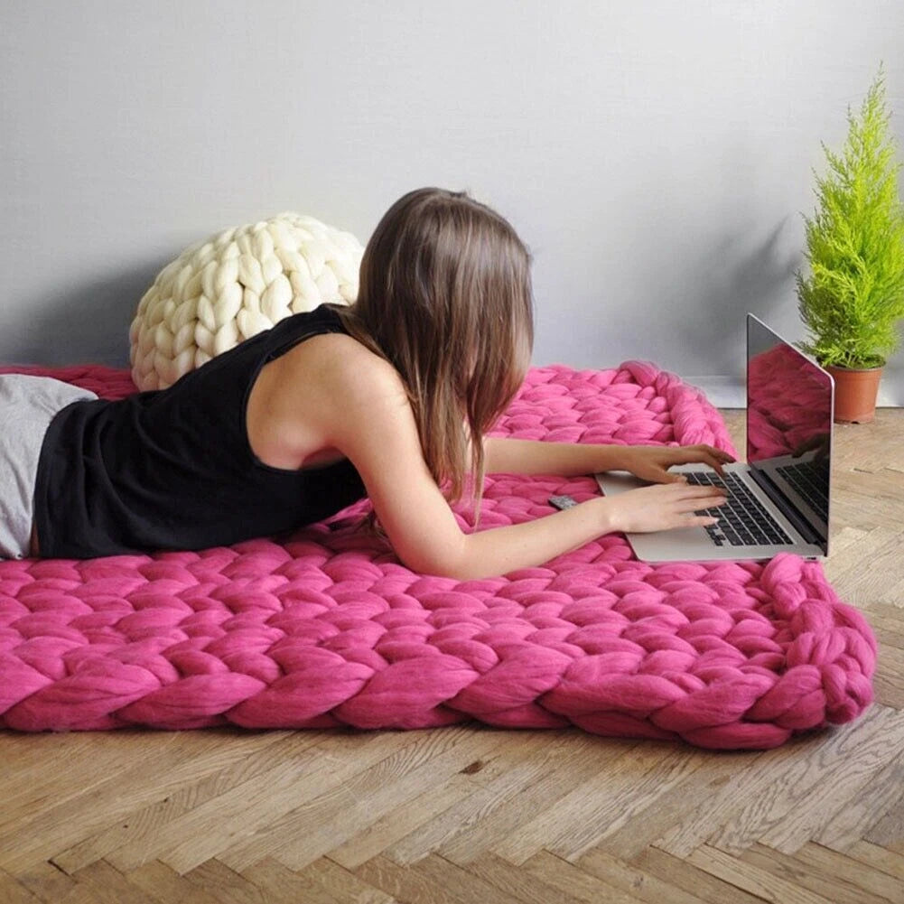 Chunky Knitted Thick Blanket for Sofa (Winter Warm Hand Yarn Merino)