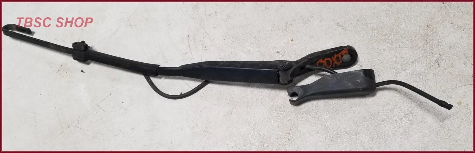 Wiper Arm for Jaguar XJ8 XJR Vanden Plas (1998–2003)
