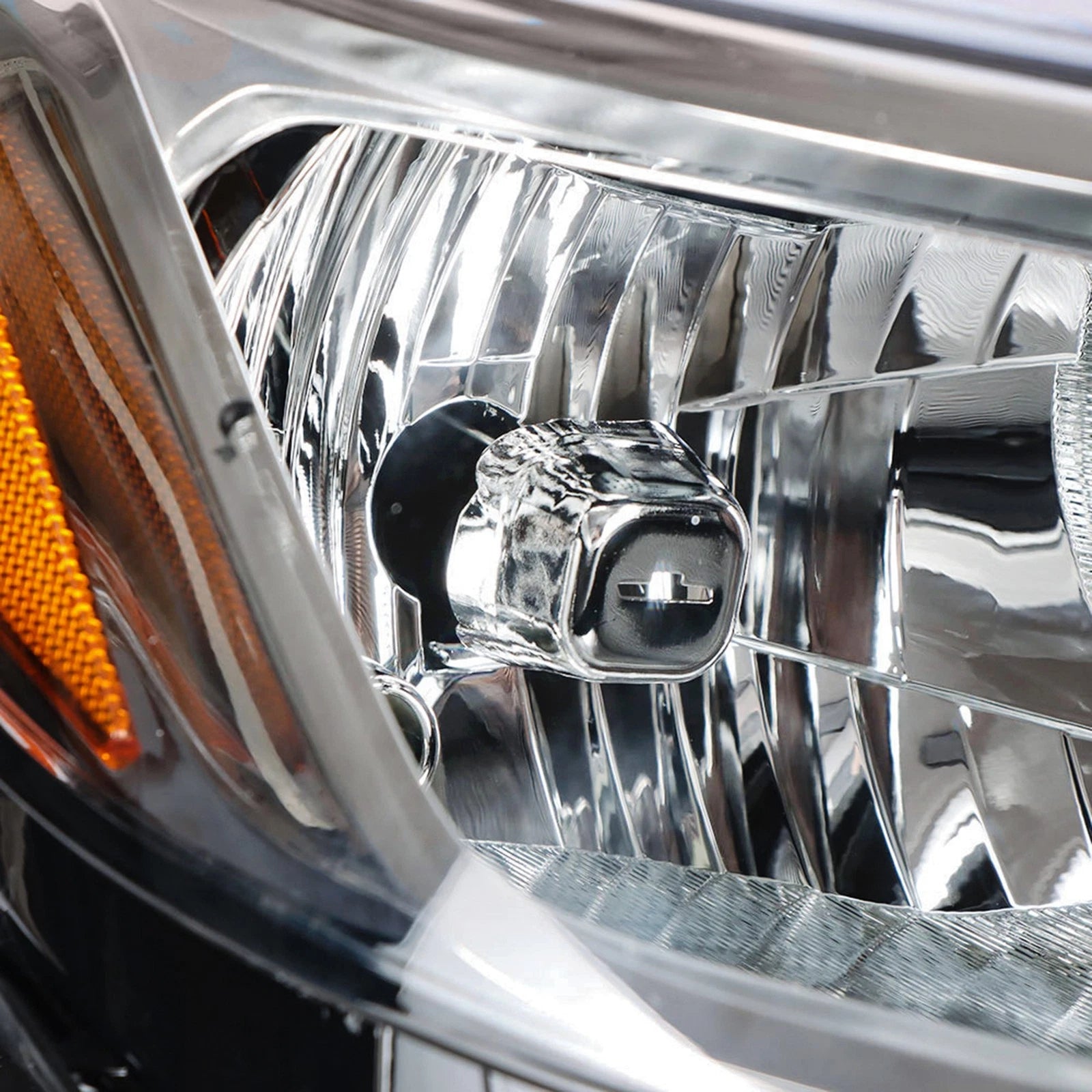 Chrome Halogen Headlight for Chevrolet Cruze Sedan (2016–2019)