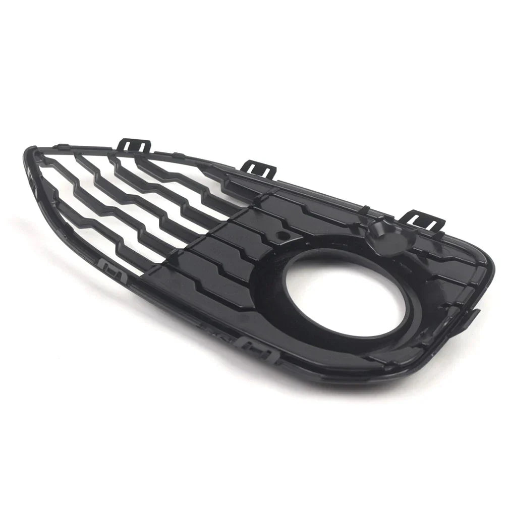 Front Right Bumper Fog Light Cover for BMW 1 Series F20 F21 M Sport (15-19)