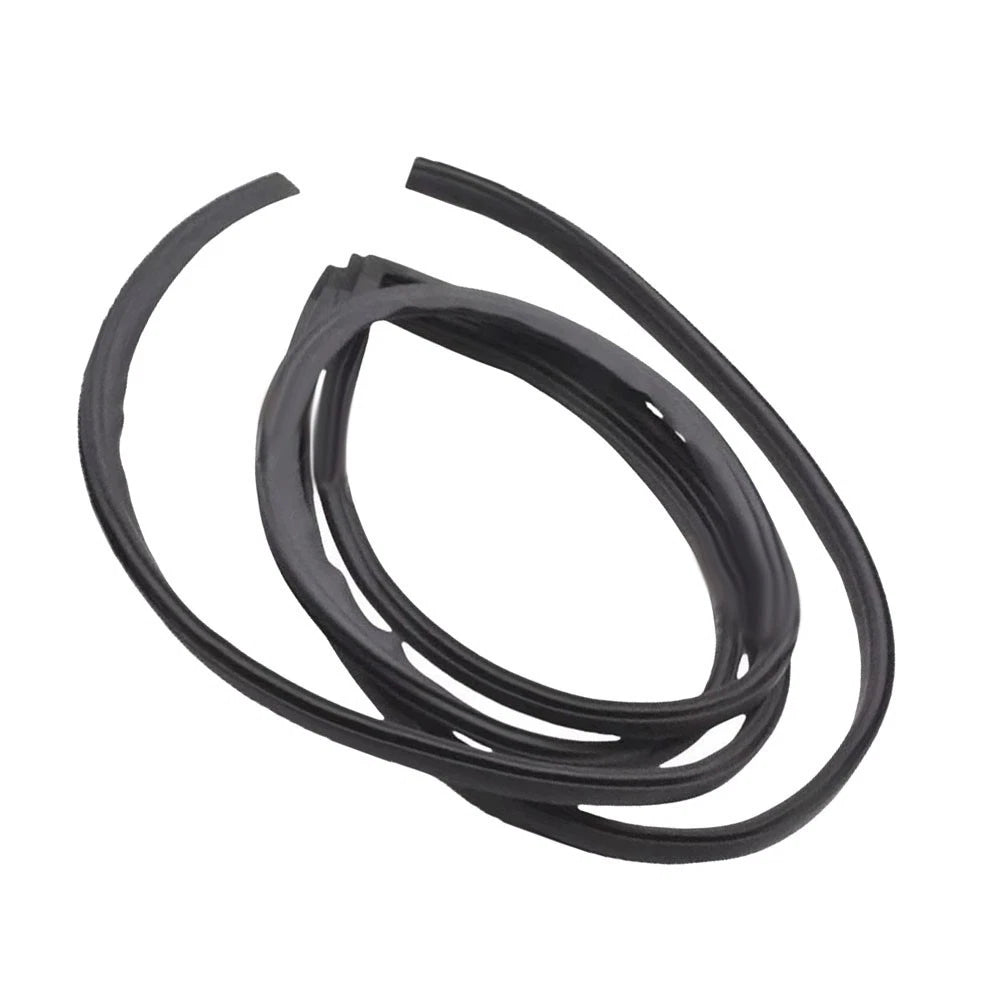 Rear Upper Windshield Moulding Trim Seal Rubber for BMW E39 (1997–2003)