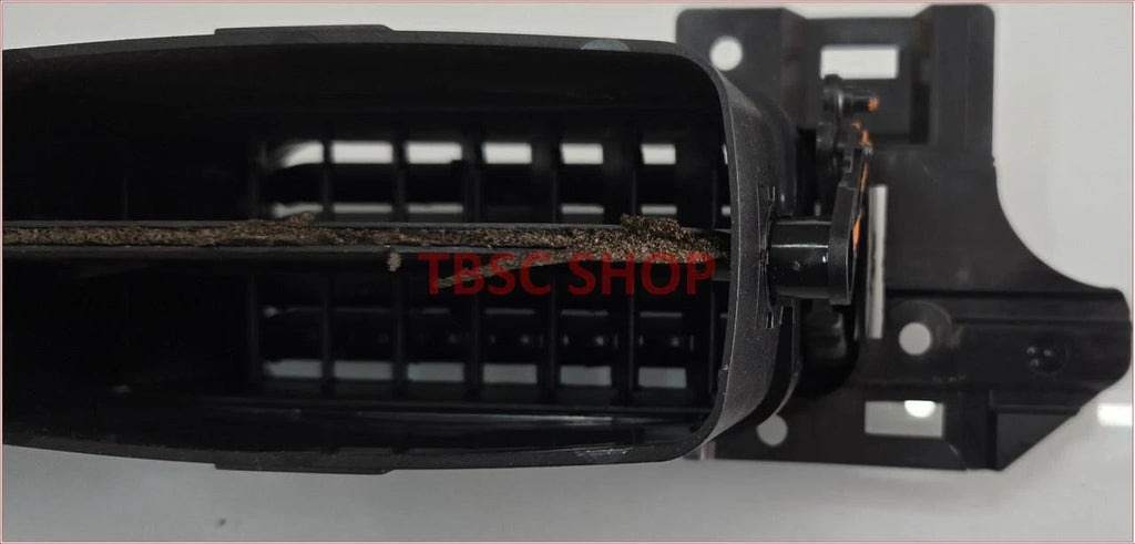 Center Dash Vent for Jaguar XJ8 (1998–2003)