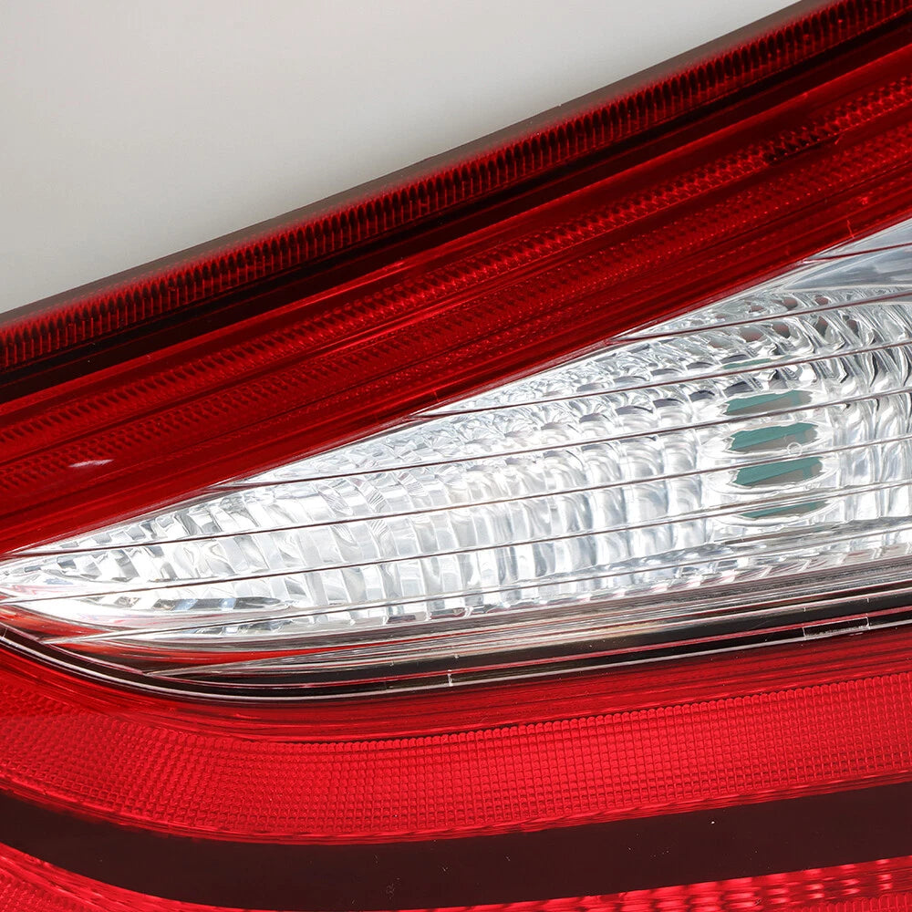 Tail Light Assembly for Toyota Sienna (2015–2017) Passenger Rear Halogen