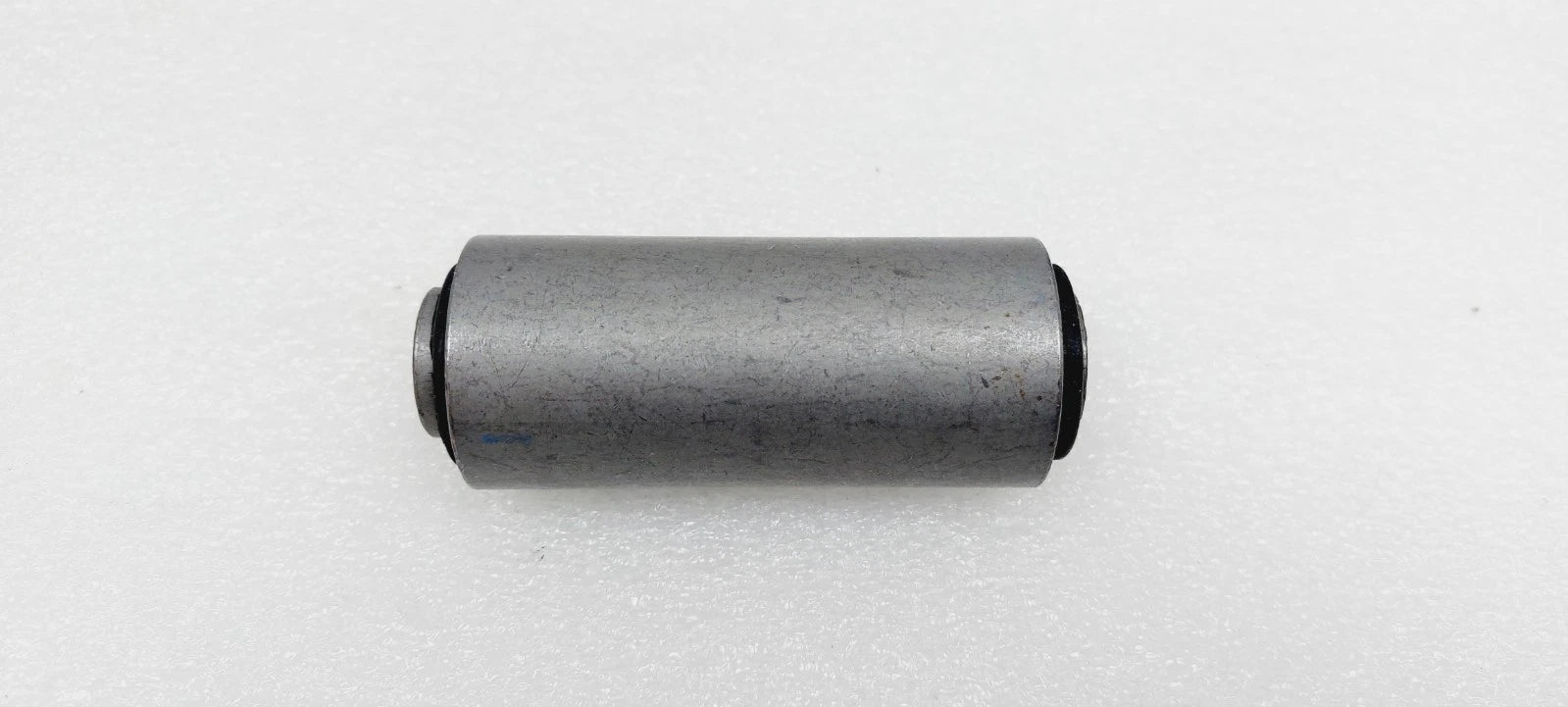 Rear Leaf Spring Bushing for Ford E150 E250 (2003–2014) EOTZ5781B