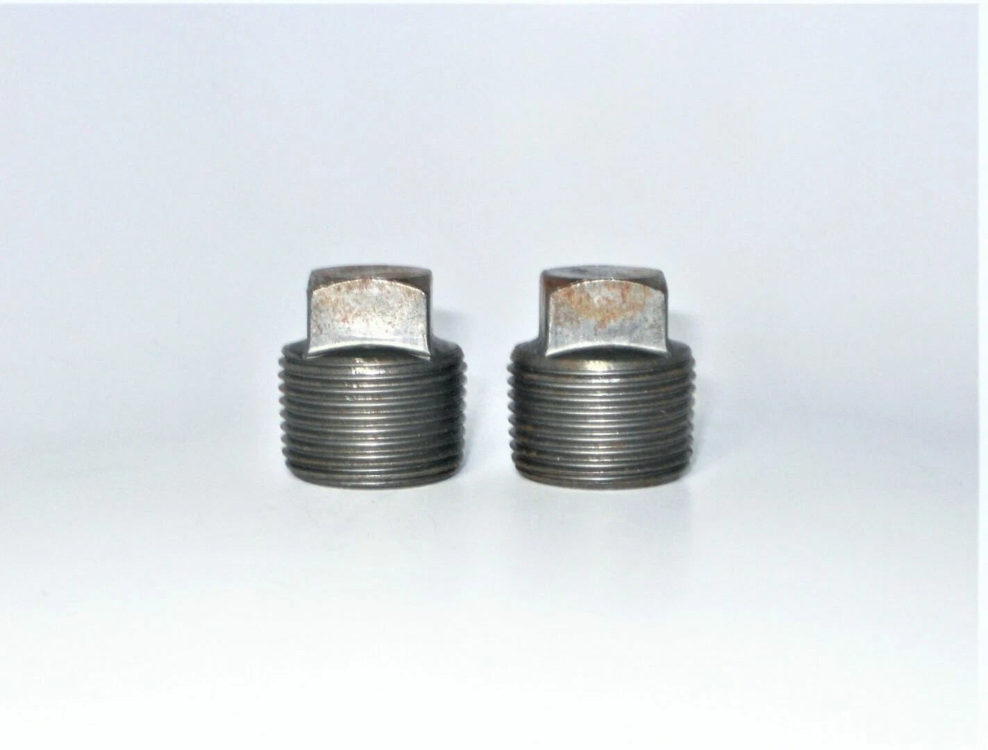 2X OEM Lubrication System Plugs for Volvo Penta D2 Diesel Inboard (3583732)