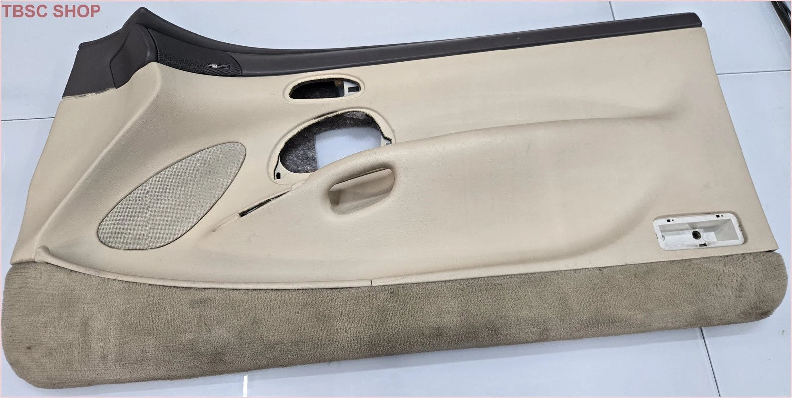 Door Panel RH for Lincoln Mark VIII (1993–1996) Ivory