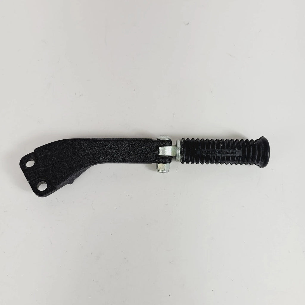 Right Passenger Footpeg Mount Bracket for Harley-Davidson Dyna (2006–2017)