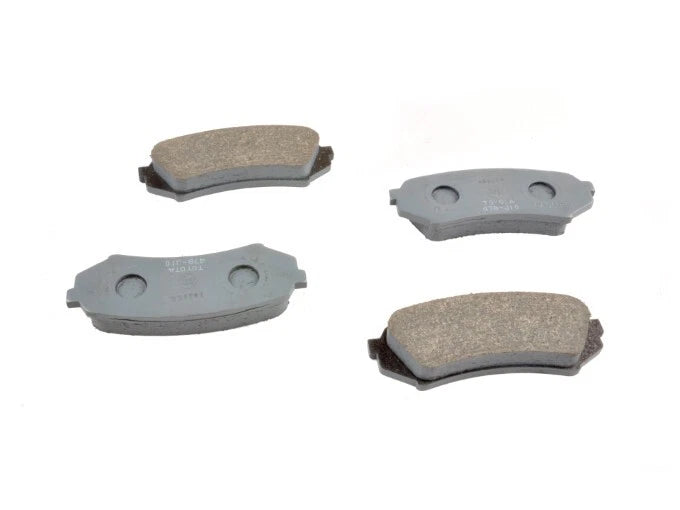 Set of 4 Rear Disc Brake Pads for Lexus LX470 (1998–2006) 04466-60070