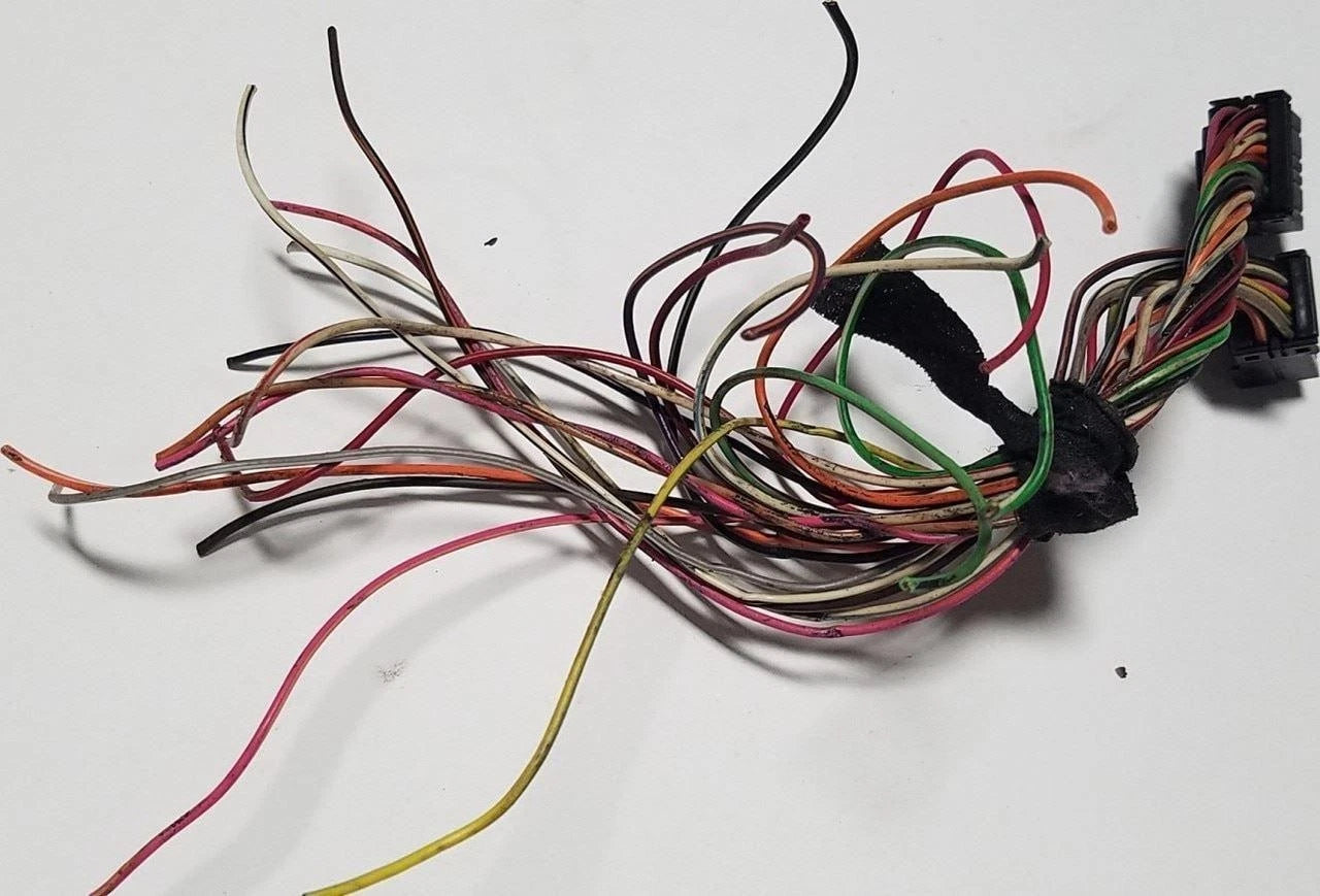 Gauge Cluster Harness Pigtail for Lincoln Mark VIII (1997–1998)