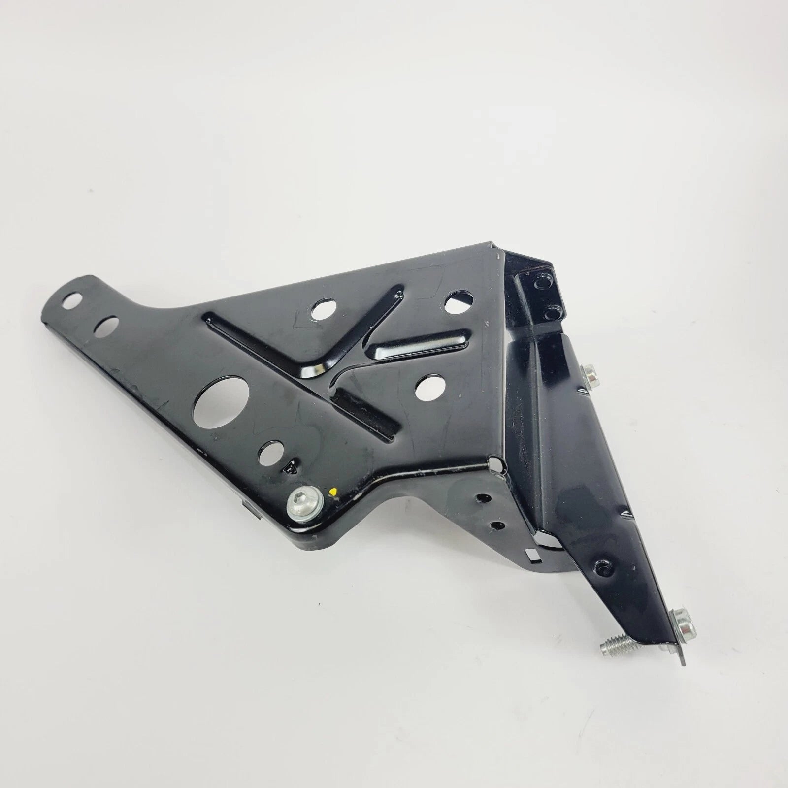 Left Bracket Fairing Support for Harley Davidson Batwing Touring (2014–2023) 57000169A