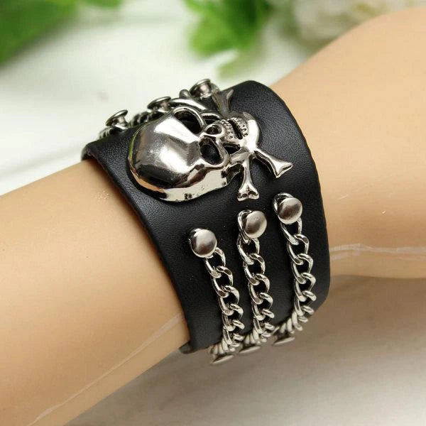 Gothic Skull Head Chain Bracelet for Universal Fit (PU Leather)