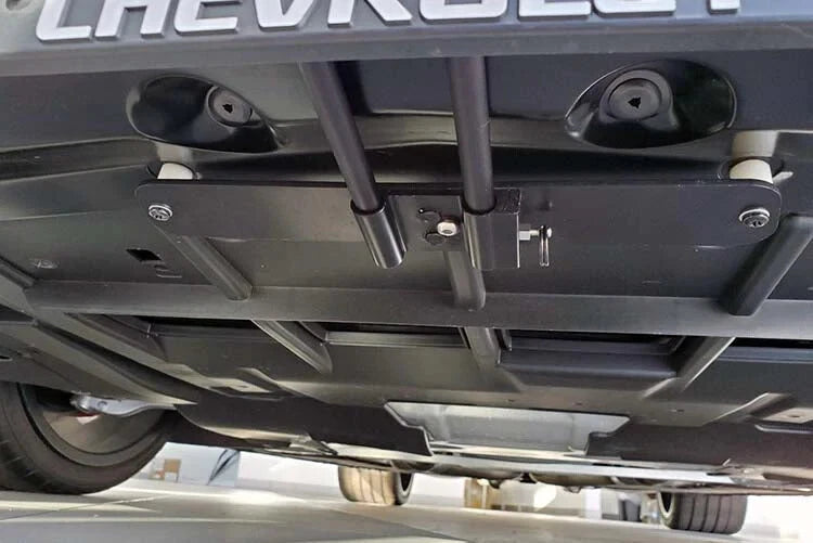 Front License Plate Bracket Replacement for 2020–2023 Chevrolet Camaro