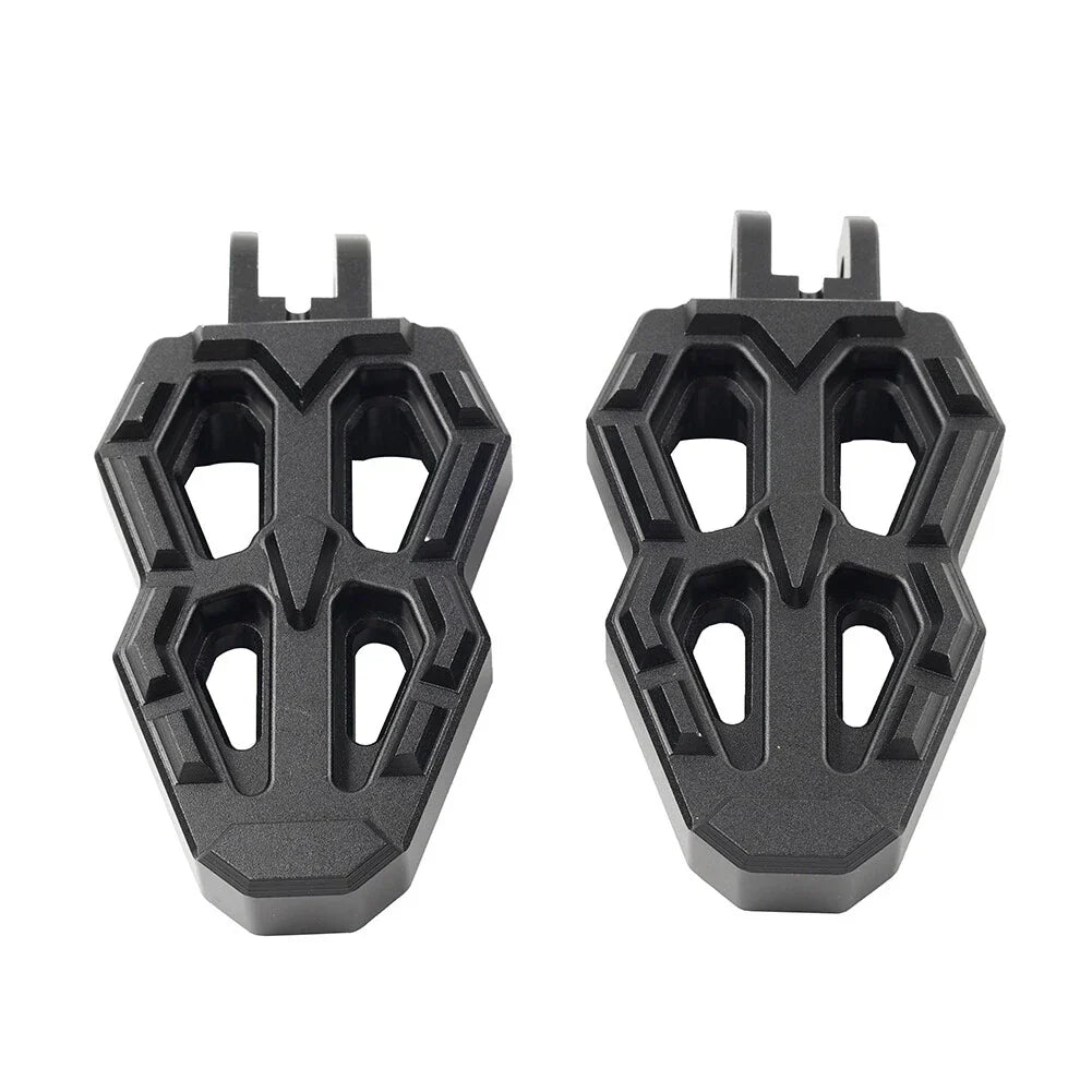 Front Foot Rests Footpegs for QJMotor 350, Benelli TNT 600, 300, 302S