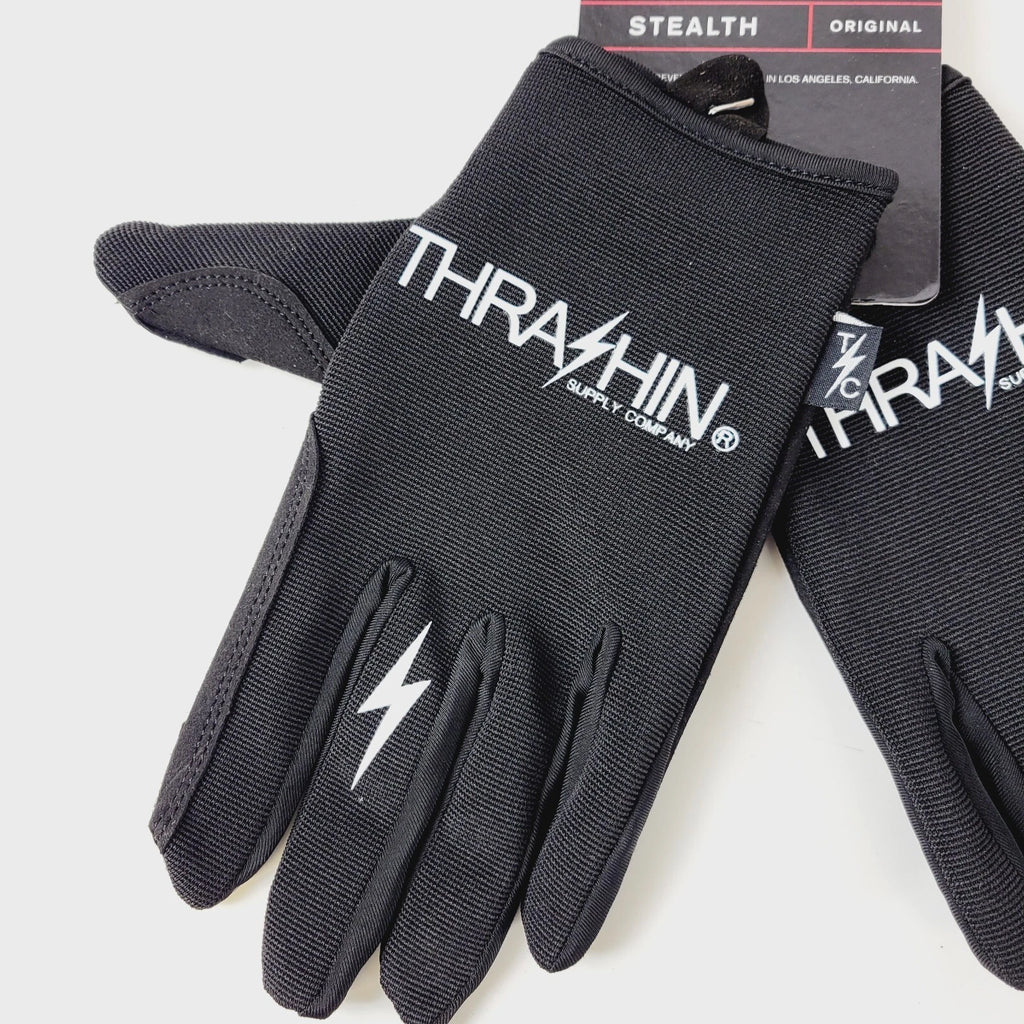 Black Windbreaker Gloves for Multiple Sizes (2023)