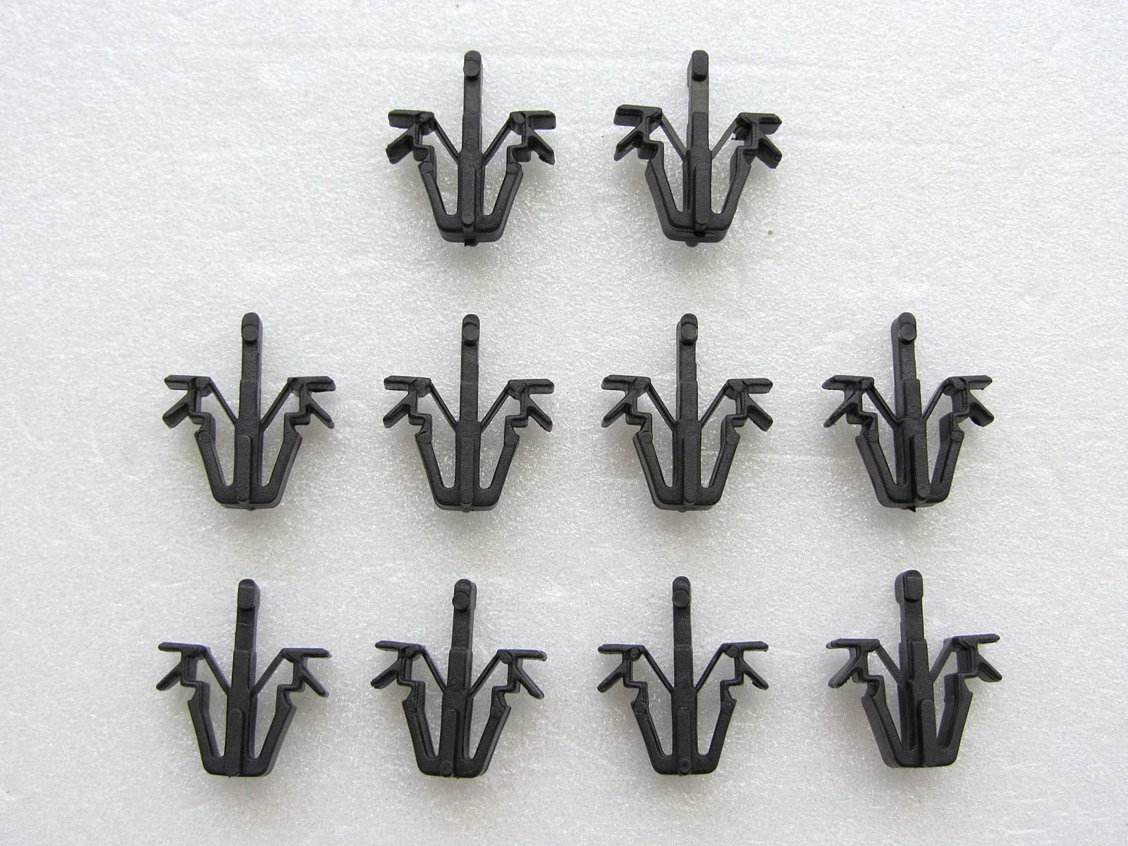 Grill Lock Clip 10 x for 88-97 Toyota Hilux Mighty-X LN85 4Runner Hiace Commuter