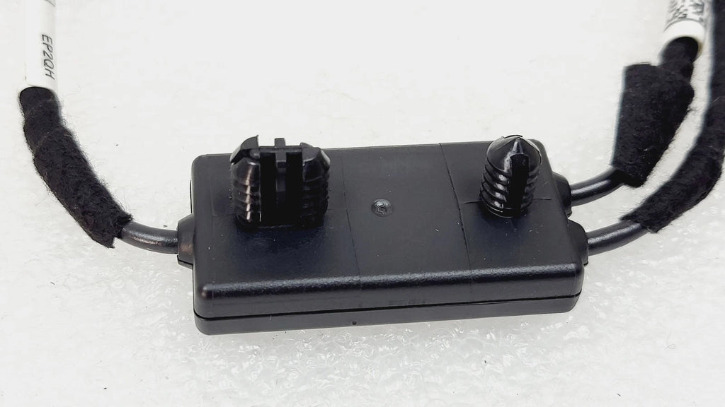 Navigation FM Antenna Splitter for Ford Mustang (2024–2025) PR3Z-10E928-B