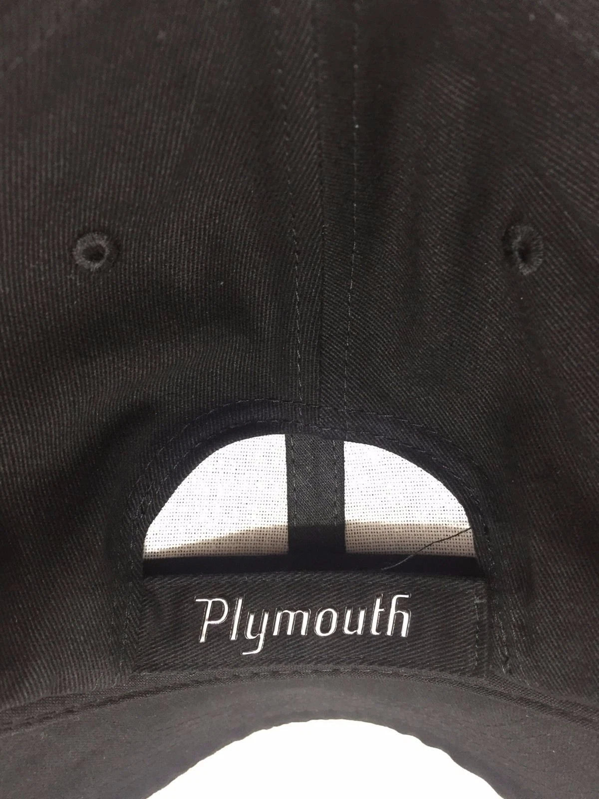 Chrome Emblem Logo Cap for Plymouth Cuda (1971–1974)