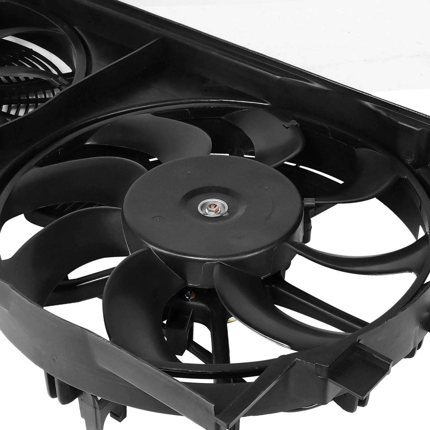 Radiator Cooling Fan Assembly for Nissan Leaf (2011–2012)