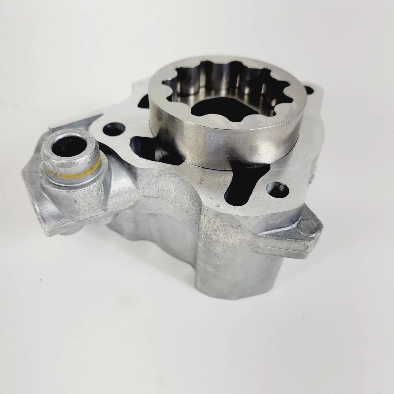 Genuine Water Pump Assembly for Harley Touring Milwaukee 8 (2017–2023) 62400182