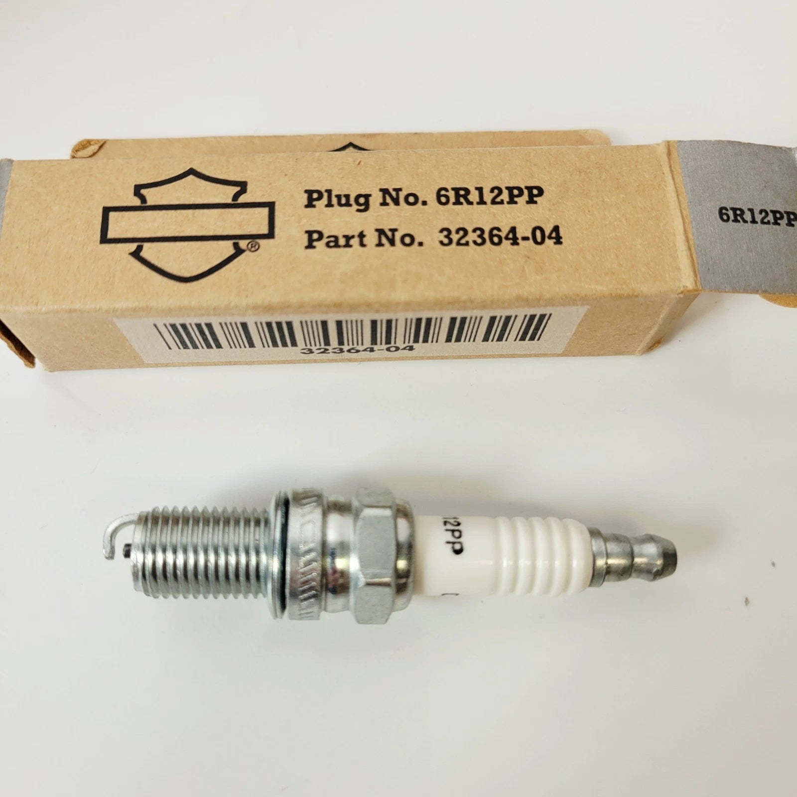OEM Spark Plug 6R12PP for Harley-Davidson (2004–2004) Part 32364-04