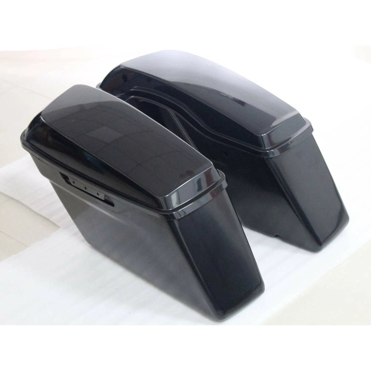 Hard Saddle Bags w/ Latch Lids Hardware Kit for Harley Touring (2014–2023)