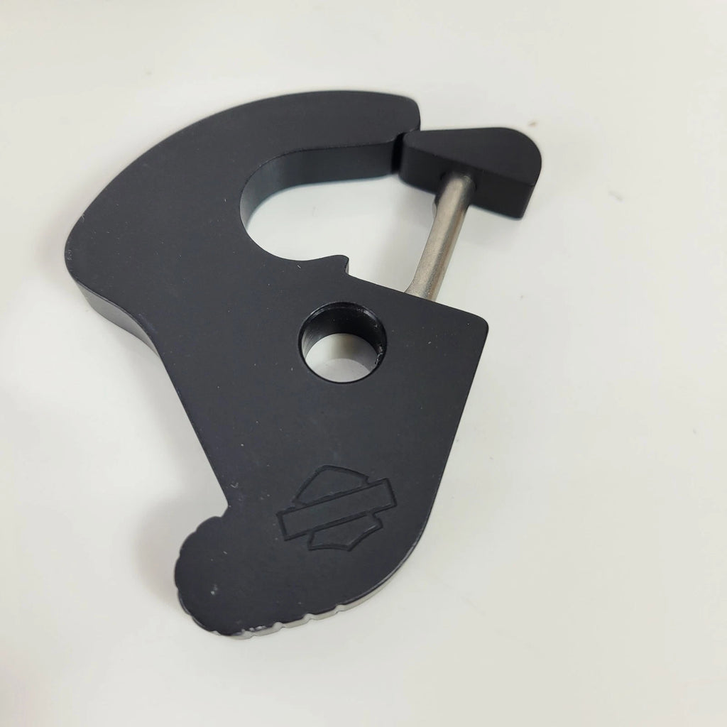 Sissy Bar Rack Latch for Harley-Davidson Touring Softail (2000–2014) 50300108
