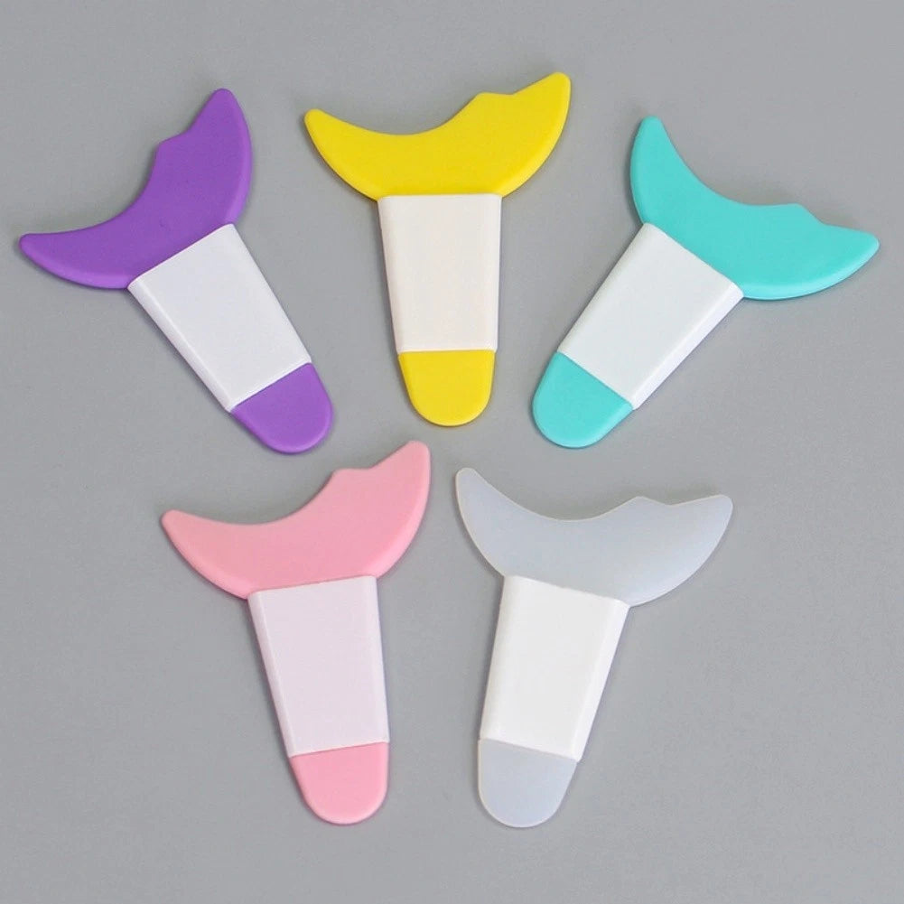 Mascara Applicator Tool for Precise Eye Makeup Results