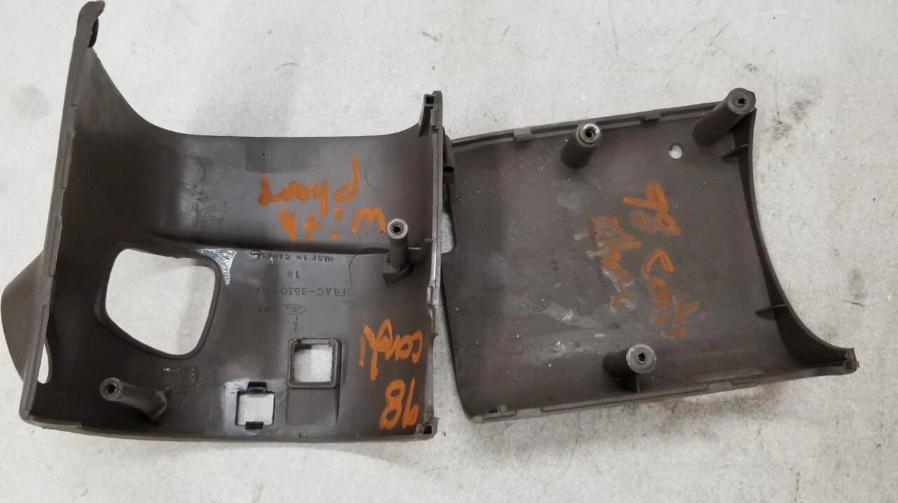 Set of 2 Steering Column Finishing Panels for Lincoln Continental (1998–2002)