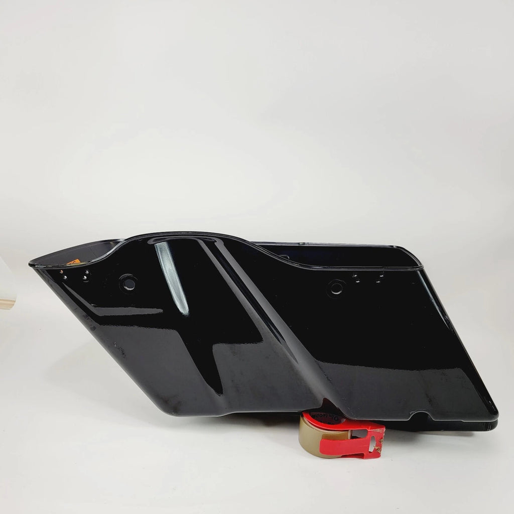 Right Stretched Extended Saddlebag for Harley-Davidson (2014–2023) Vivid Black