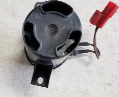 Alternator Suppression Module LJA1820AA for Jaguar XK8 XKR (1996–2006)