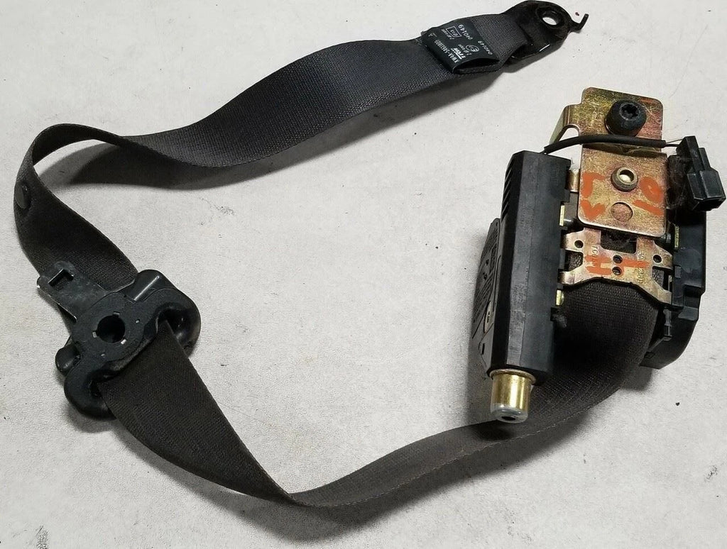 Seat Belt Retractor for Lincoln LS (2000–2002) Black