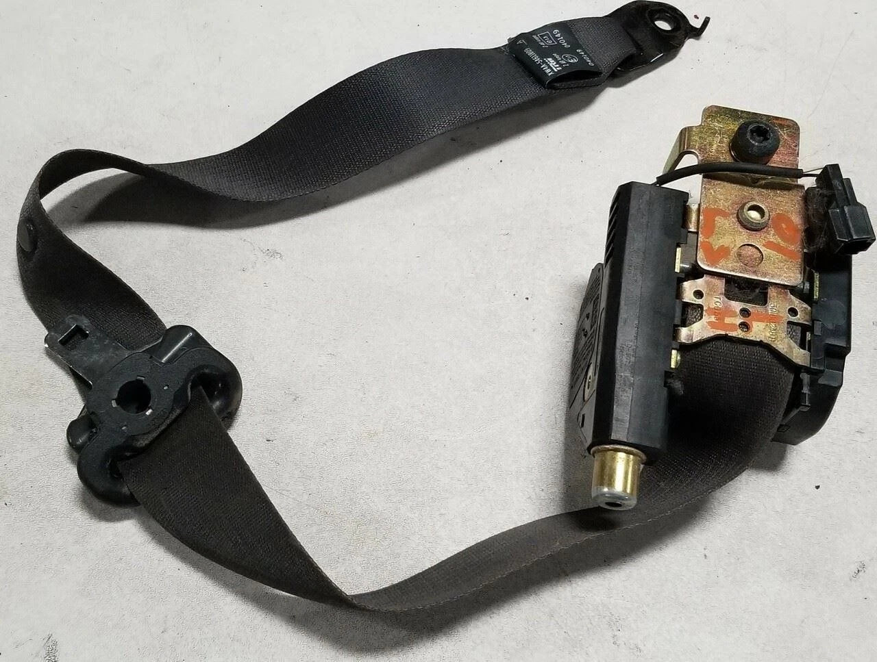 Seat Belt Retractor for Lincoln LS (2000–2002) Black